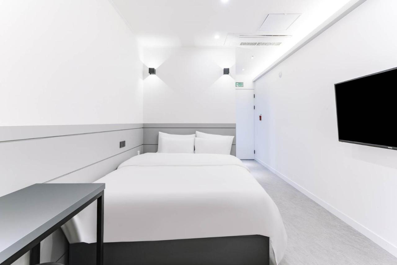 Pyeongtaek Godeok Rich Stay Hotel エクステリア 写真