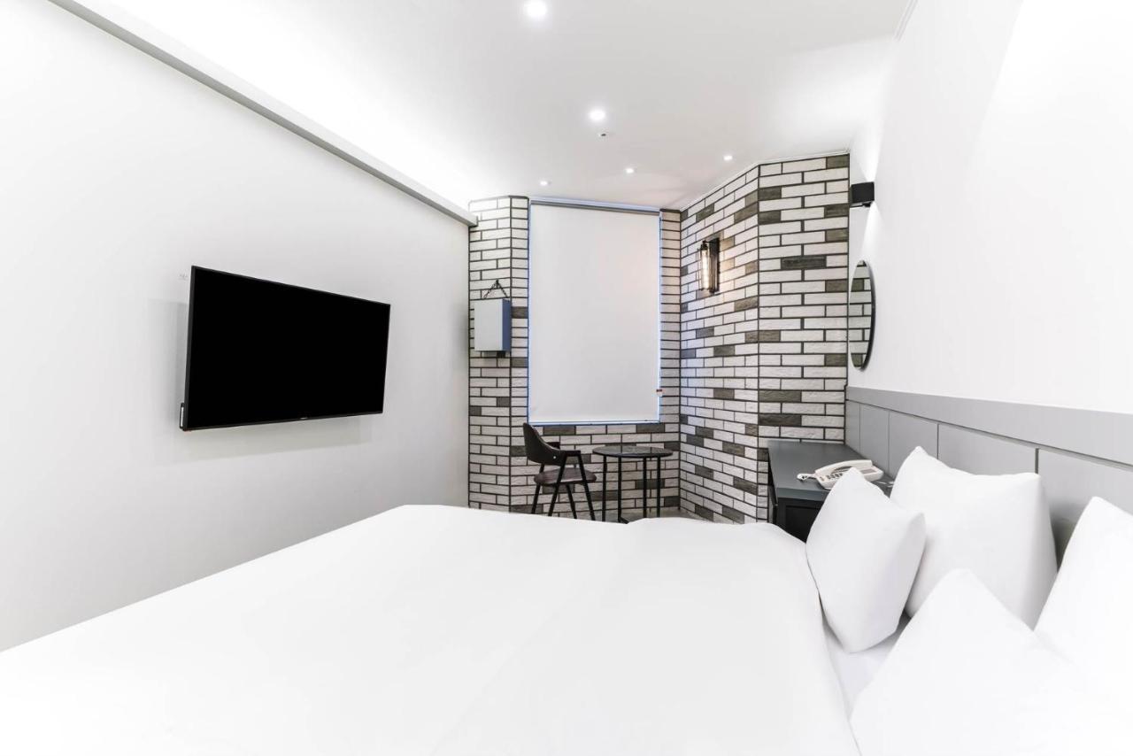 Pyeongtaek Godeok Rich Stay Hotel エクステリア 写真