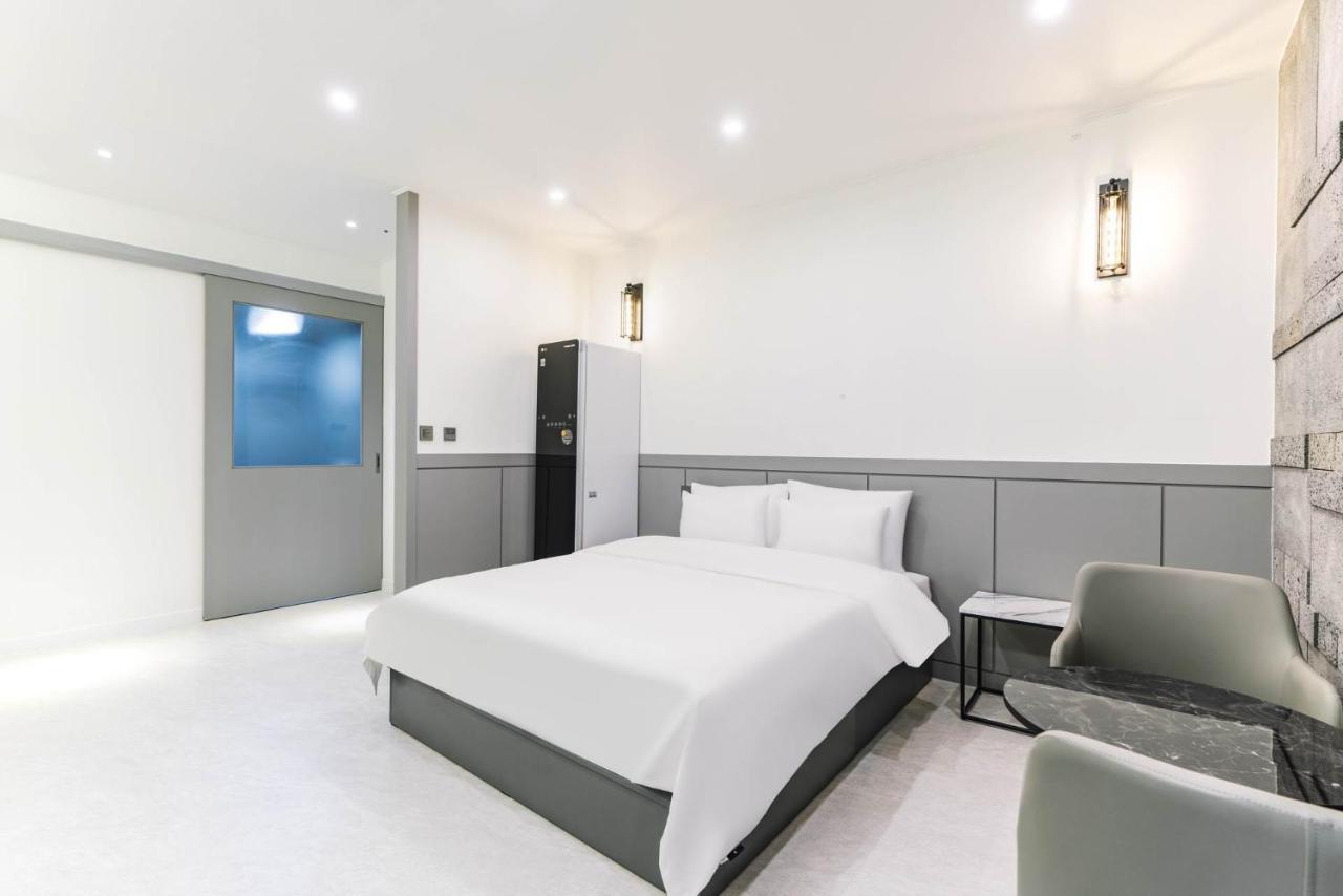 Pyeongtaek Godeok Rich Stay Hotel エクステリア 写真