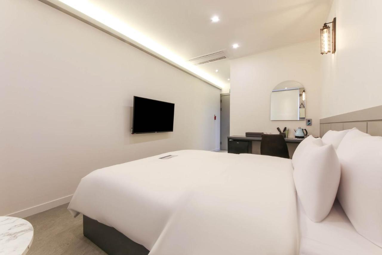Pyeongtaek Godeok Rich Stay Hotel エクステリア 写真