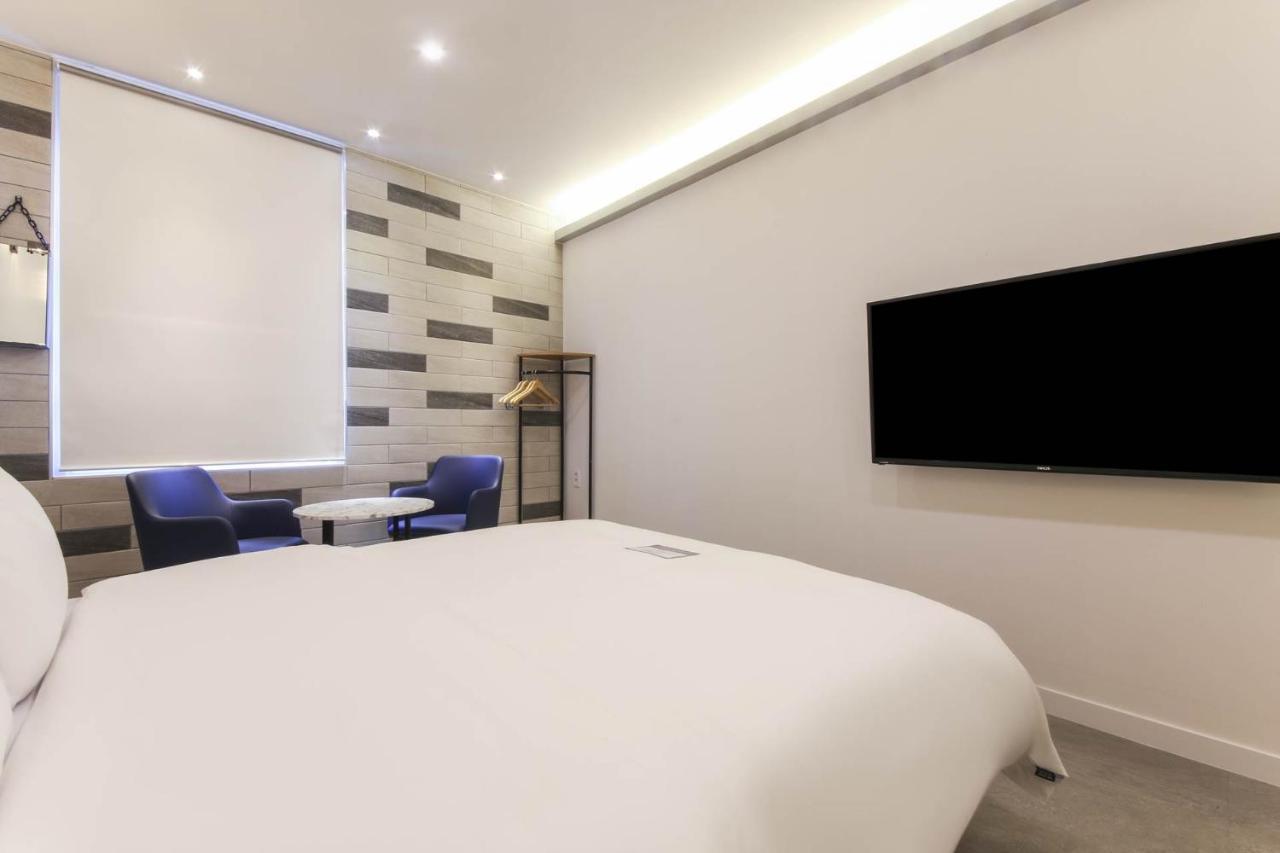 Pyeongtaek Godeok Rich Stay Hotel エクステリア 写真