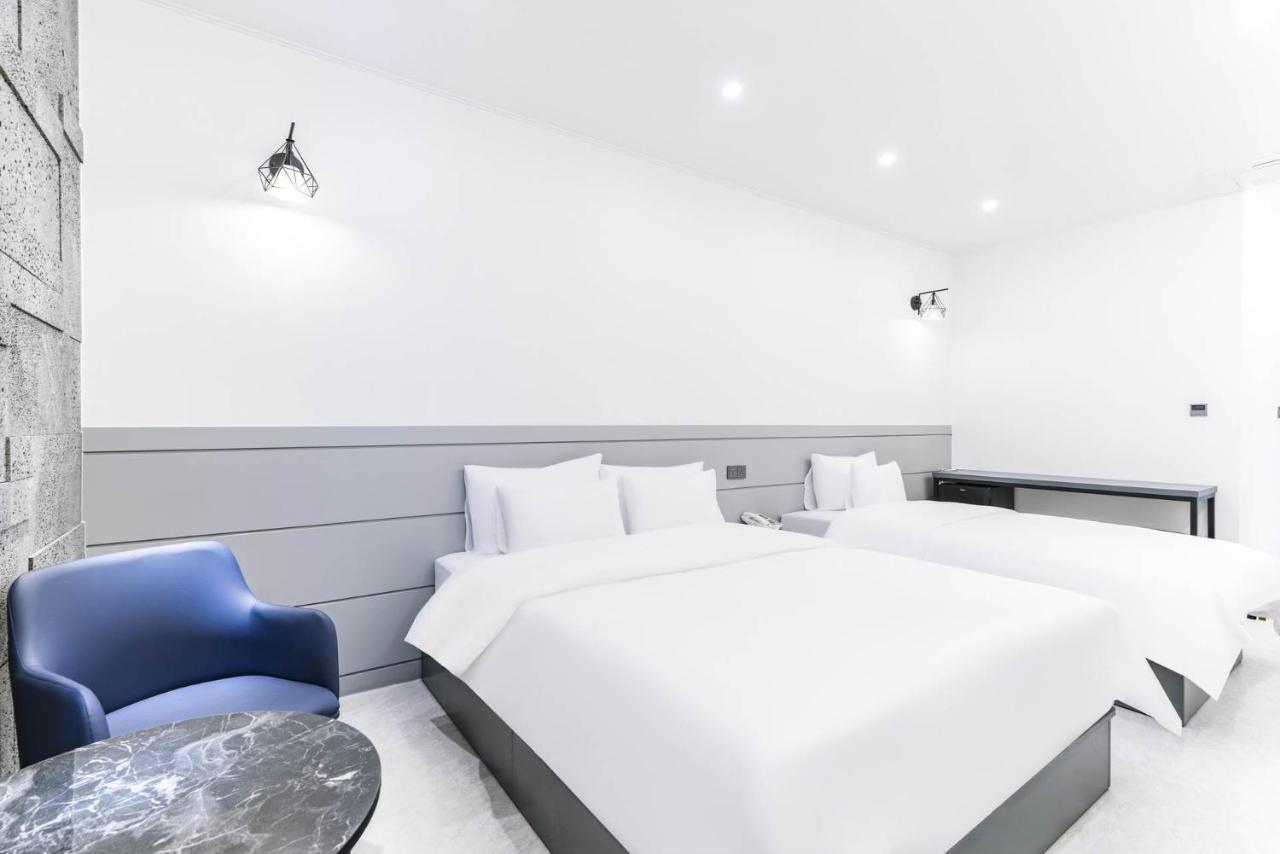 Pyeongtaek Godeok Rich Stay Hotel エクステリア 写真